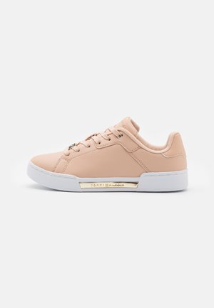 Tommy Hilfiger COURT - Zapatillas - misty blush