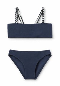 Mörkblå bikini-set med texturerad tyg, som har en bandeau-top med dekorativa remmar och låga briefsen.