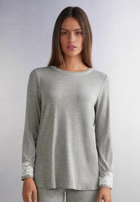 Intimissimi PRETTY FLOWER - Pyžamový top - grau j grey mélange powder white