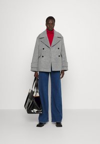 FTC Cashmere Camisola - bordeaux