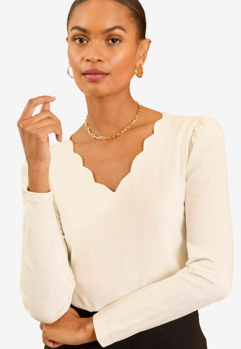 Love & Roses REGULAR FIT - SCALLOP NECK LONG SLEEVE - Top s dlouhým rukávem - ivory