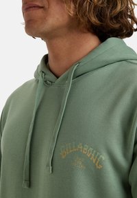 Billabong FOUNDATION PO - Felpa con cappuccio - gla