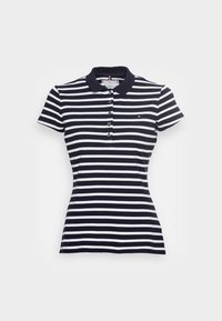 Polo ajusté à rayures horizontales bleu marine et blanc, manches courtes, patte de boutonnage et petit logo brodé sur la poitrine.