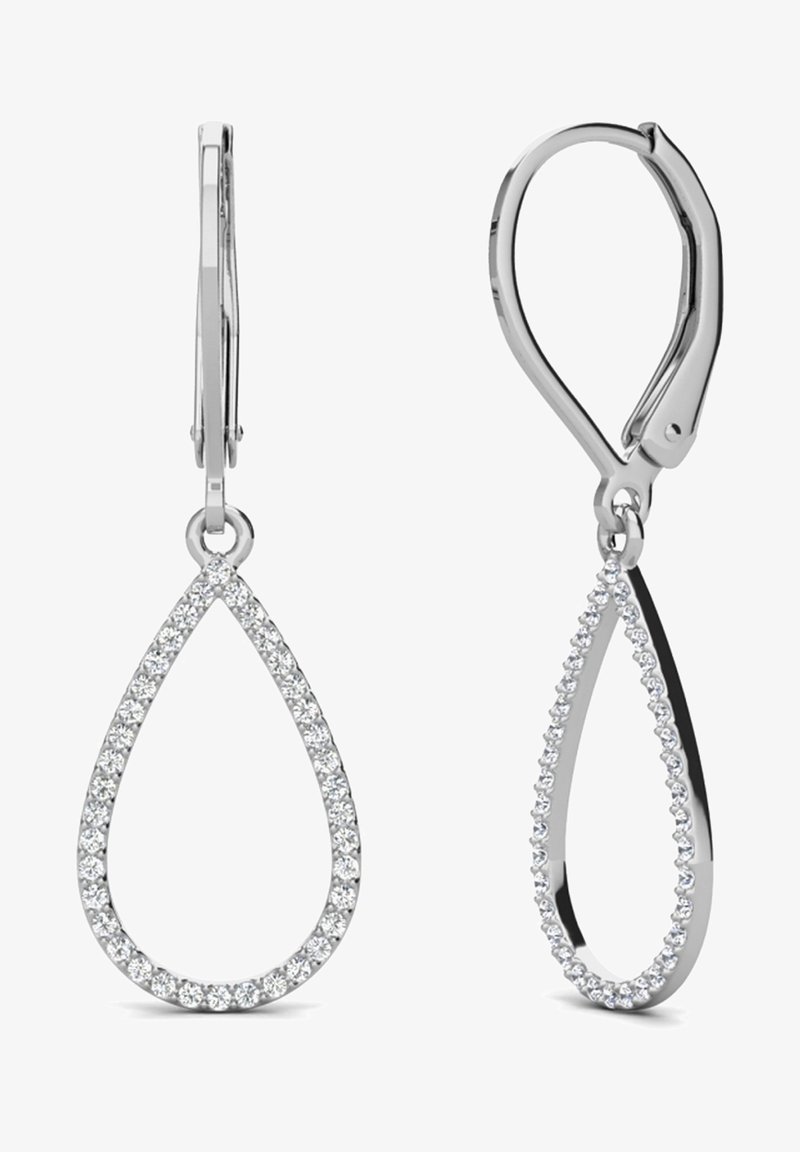 Boucles d'oreilles en forme de goutte d'eau en argent, avec une finition polie et entourées de petits gemmes scintillants, dotées de fermoirs à ressort pour un port sécurisé.