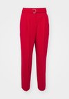TAPIAH - Pantalones chinos - bright red