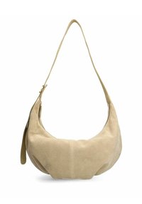 Beige suède schoudertas met een brede, ronde romp en een enkele lange schouderband. Voorzien van een ritsluiting en een gladde textuur.
