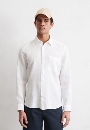 KENT COLLAR, LONG SLEEVES, ONE RECTANGULAR CHEST POCKET, STYLE - Hemd - white