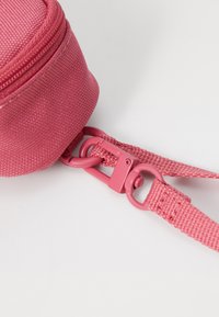 Lacoste COIN PURSEUNISEX - Étui à clefs - claret red