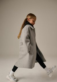 Next RELAXED FIT - Klasisks mētelis - grey