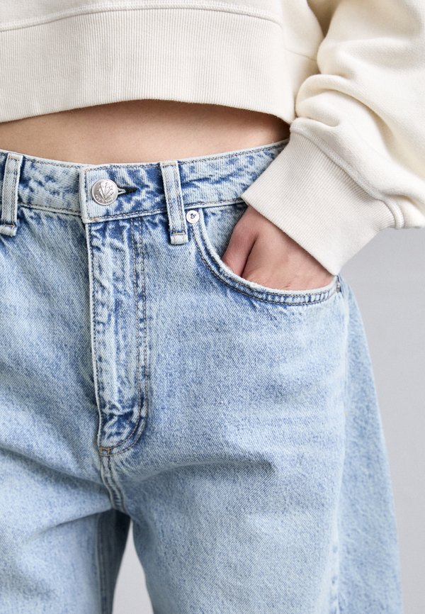 CHARLIE HIGH RISE BARREL - Relaxed fit jeans2