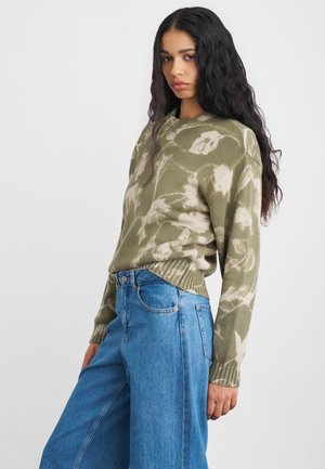 LEAVES CREW SWEATER - Svetrík - olive