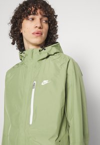 Nike Sportswear Casaco impermeável - alligator sail