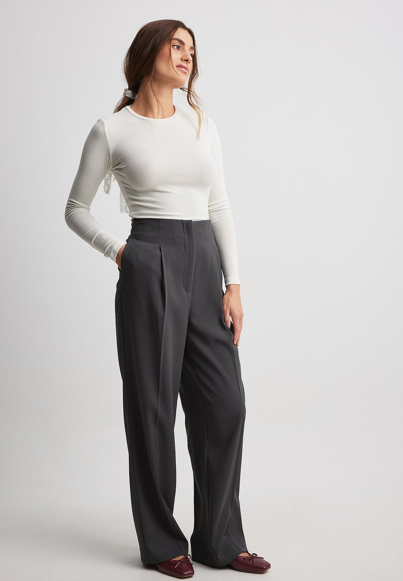 NA-KD Broek grijs NA-KD Broek grijs