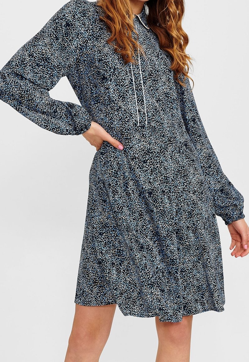 Nümph Sukienka koszulowa