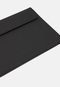 Rains TABLET PORTFOLIO UNISEX - Dataveske - black