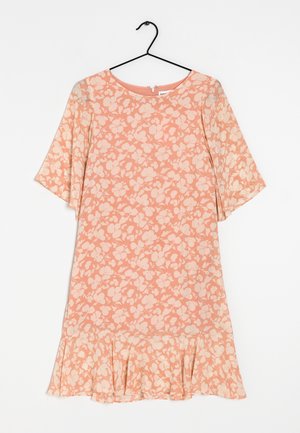 Essentiel Antwerp, Robe de jour - white