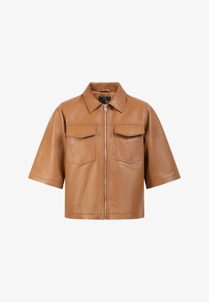 Brun læder kortærmet jakke med krave, frontlynlås og to brystlommer. Glat tekstur og moderne, firkantet form.