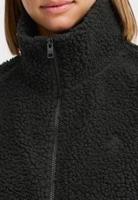 Oxmo OXTINNE TEDDY - Vest - black