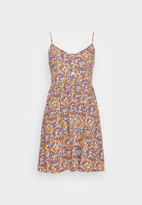 Blommig klänning med tunna remmar, prydd med en blandning av orange, lila och vita blommor på en lila bakgrund. Inkluderar knappdetaljer.