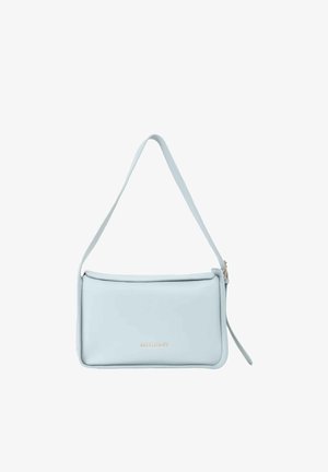 Borsa a spalla in pelle azzurro chiaro con una texture liscia, forma rettangolare e una tracolla sottile. Presenta un logo sottile impresso sul davanti.