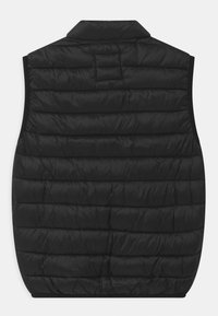 Czarna kamizelka puchowa z kołnierzykiem, pikowanym wzorem i poziomymi szwami. Widok z tyłu ukazuje gładką fakturę i brak widocznych zapięć.