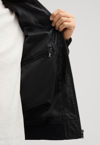 JOOP! Jeans SORO - Giacca di pelle - schwarz