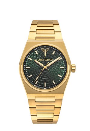 Montre-bracelet en métal doré avec cadran vert texturé, index heures dorés, trois aiguilles et logo Carlo Colucci sous le repère de 12 heures.