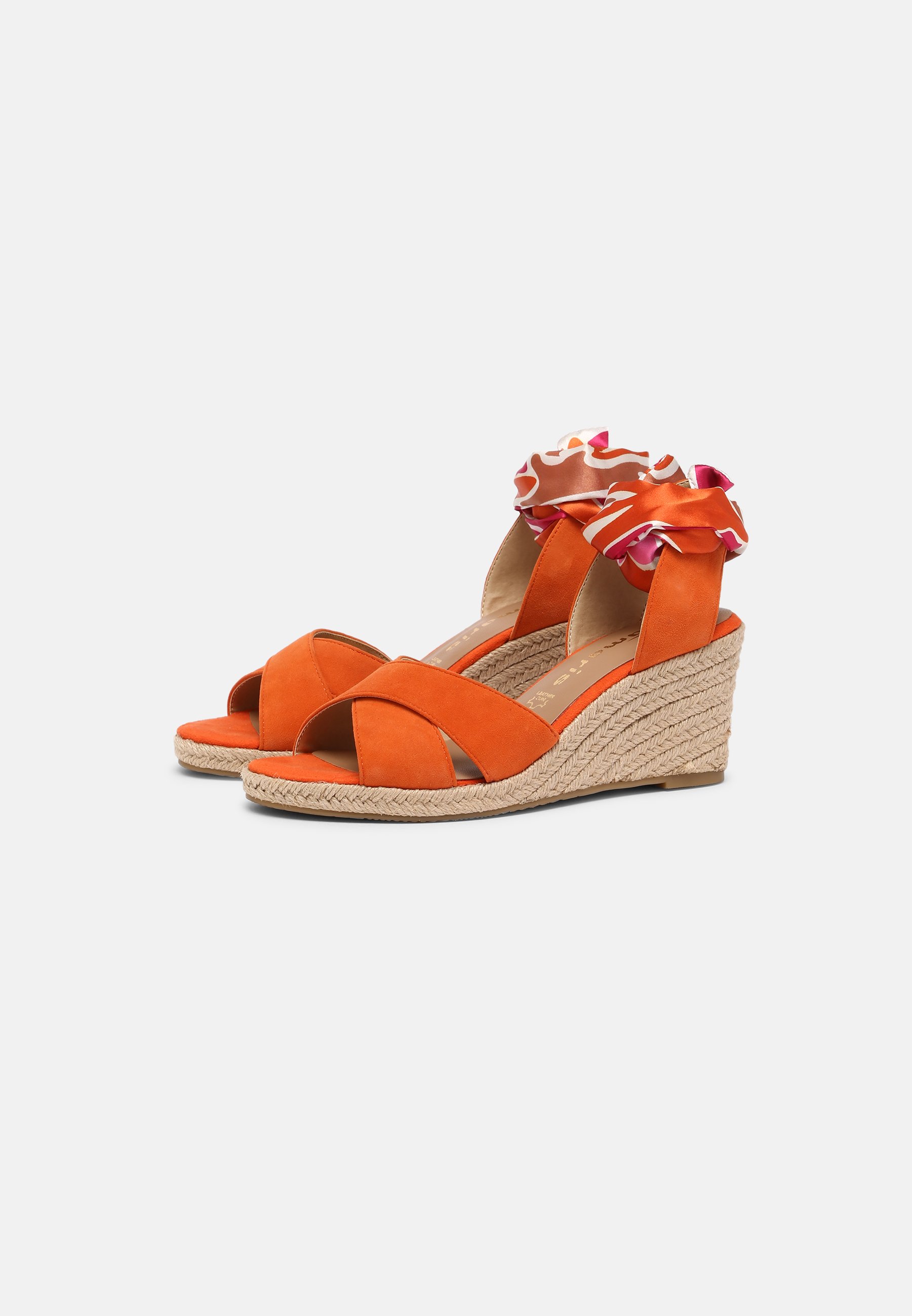 orange wedges uk