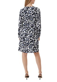 Blumenmusterkleid in Marineblau, Weiß und Blau. Lange Ärmel, tailliert und knielang. Glatter Stoff mit einer weichen Textur.