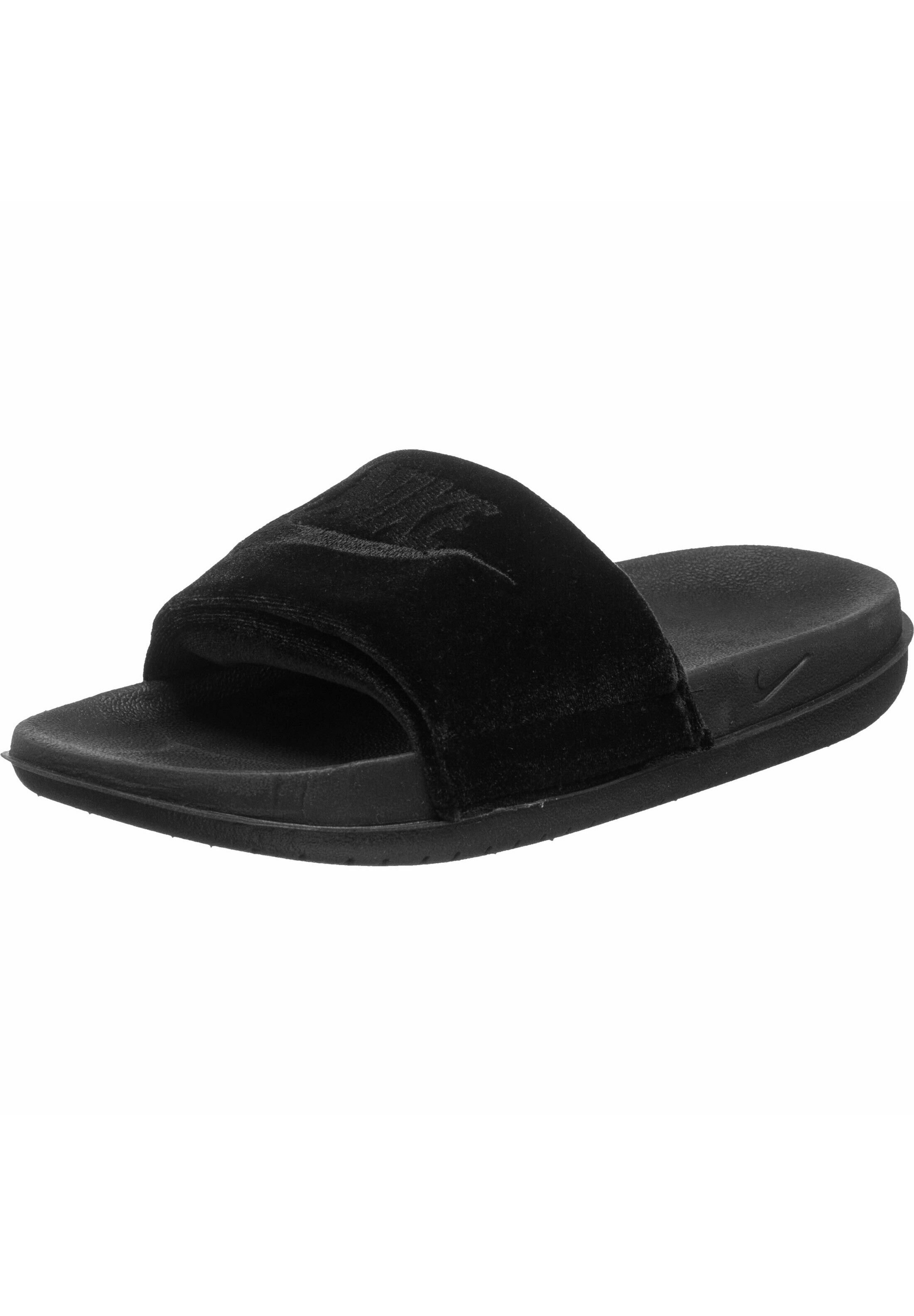 nike slides with padding