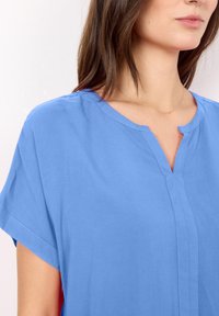 Soyaconcept SC-RADIA 9 - Bluse - bright blue