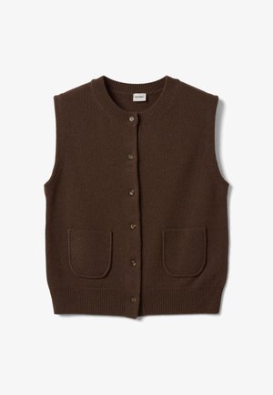 Cardigan marrone senza maniche lavorato a maglia con scollo rotondo, chiusura frontale con bottoni e due tasche applicate anteriori.