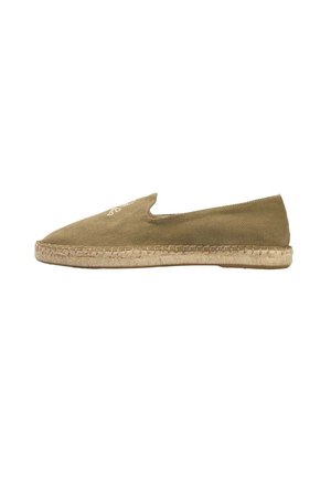 Alpargata beige sin cordones con parte superior de tela con estampado espina de pescado y suela de yute trenzada, vista de lado sobre fondo blanco.