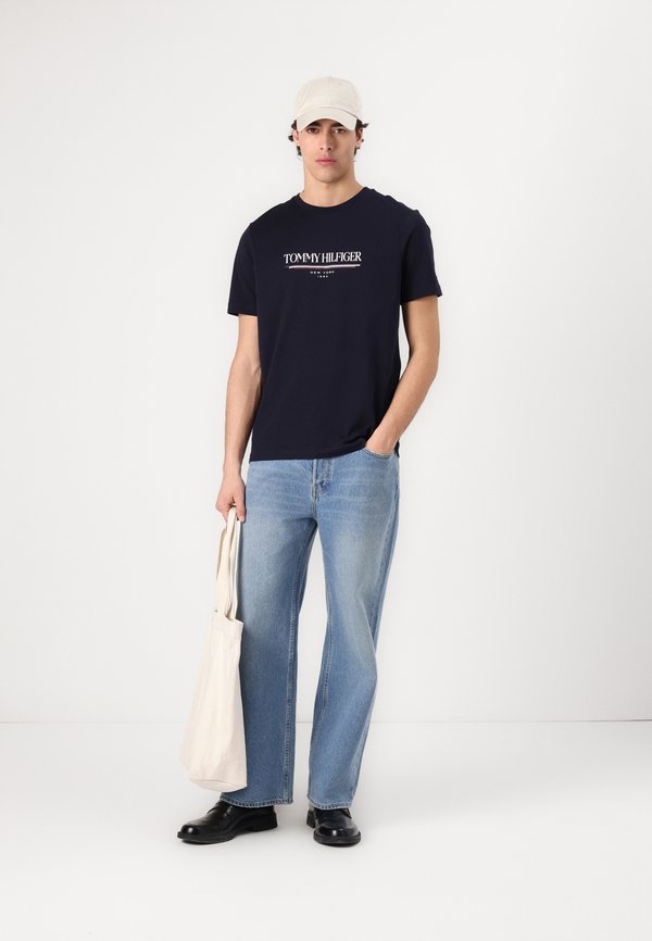 BRAND LOVE TEE - Print T-shirt - desert sky2