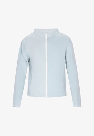 Jachetă de sport de culoare albastru deschis, cu guler înalt, fermoar alb pe toată lungimea, mâneci lungi și buzunare laterale. Textură netedă, design minimalist.