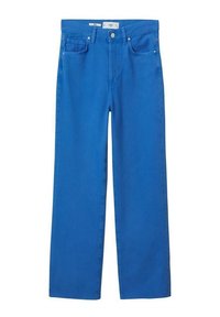 Jean en denim bleu avec une coupe droite, style cinq poches, braguette zippée et fermeture par bouton. Texture lisse sans motifs visibles.