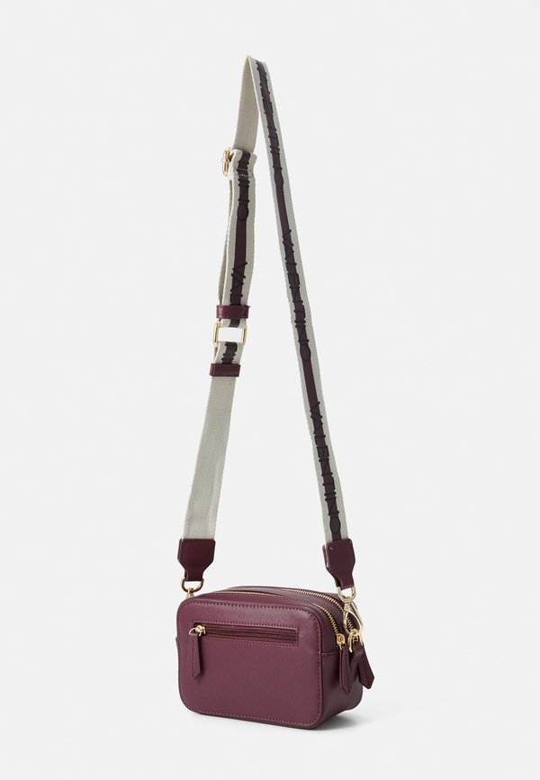 Cross body bag - prugna2