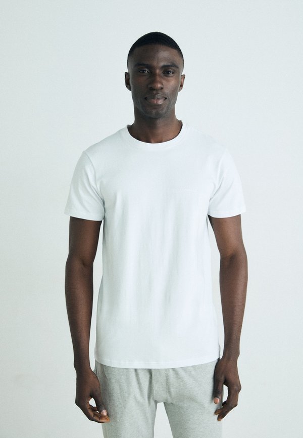 ELONGATED LOGO 2 PACK - Pyjama top2