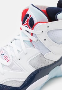 Jordan JUMPMAN TWO TREY - Sapatilhas de cano alto - white/university red/navy