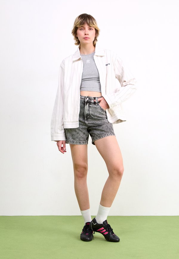 ADIRACER LO - Trainers3