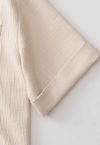 OPUS LOOSE FIT CRINKLE - Camicia - natural glaze