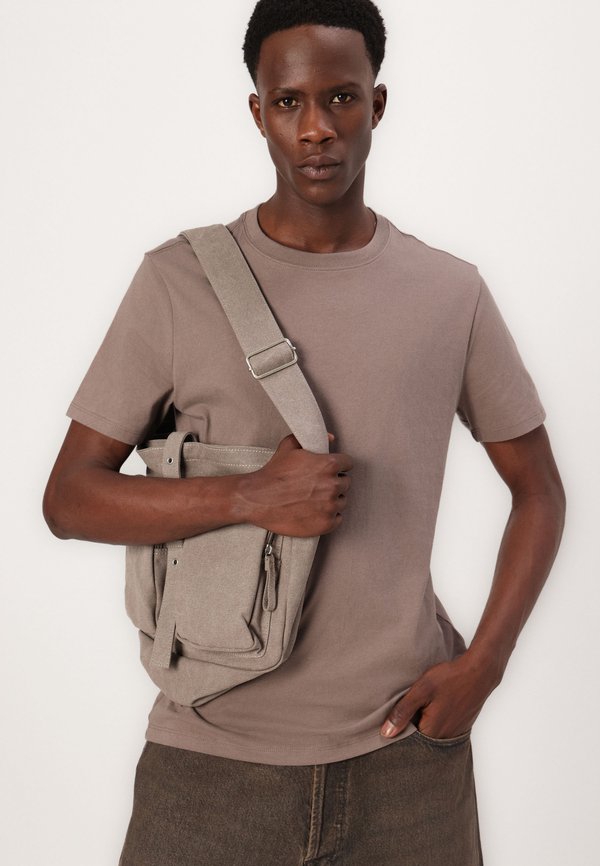 JJIRON JJORIGINAL - Denim shorts2