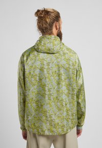 Jack Wolfskin PRELIGHT - Outdoorjas - sandblasted chartreuse
