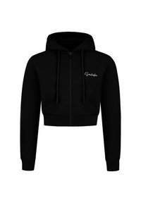 Felpa nera corta con zip frontale, cappuccio con coulisse e due tasche frontali. Presenta un testo ricamato bianco sul lato sinistro del petto.