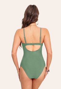 Cupshe Badpak - green