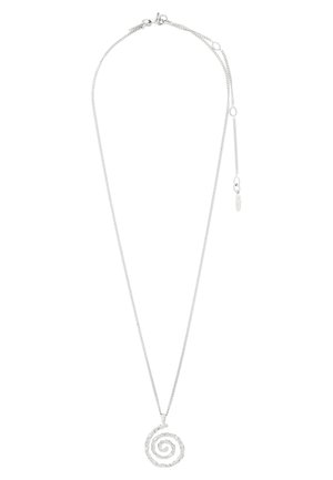 Collar de cadena de plata con un colgante en forma de espiral incrustado con pequeñas piedras preciosas transparentes y un cierre ajustable.