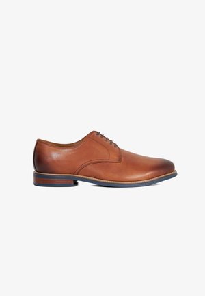 Braune Leder-Halbschuhe mit glatter Oberfläche, runder Zehenform und fünf Ösen-Schnürung. Verfügt über einen leicht erhöhten Absatz mit blauen Akzenten.