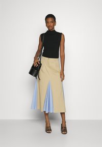 RiversBBAditi knit top - Rubber