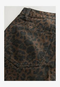 Unausgewählt, brown leopard print