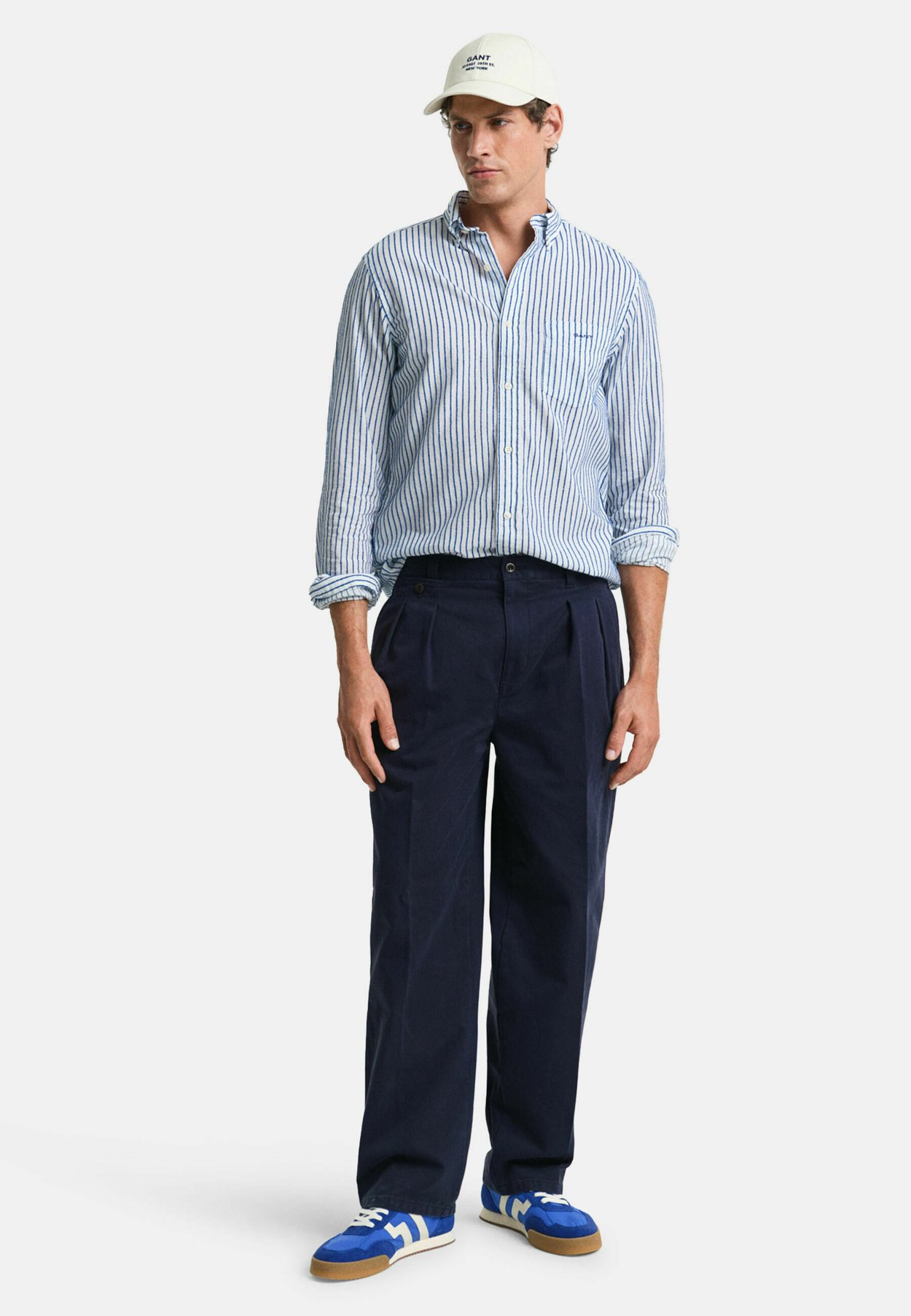 REGULAR FIT STRIPE